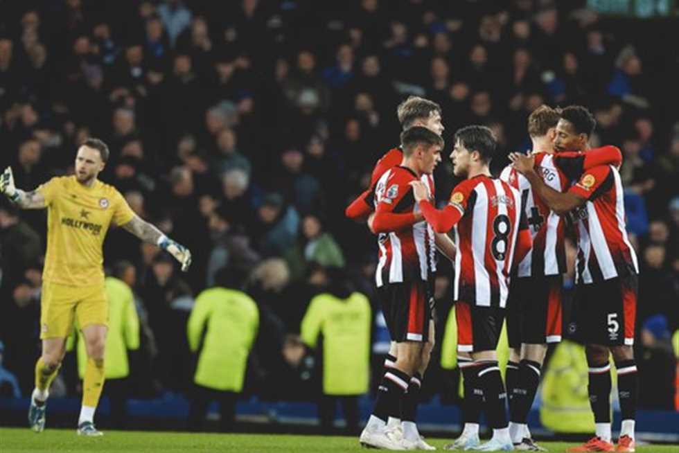 الدوري الإنجليزي الممتاز.. برينتفورد يكتسح ليستر سيتي والتعادل يحسم مباراة كريستال بالاس ضد نيوكاسل يونايتد