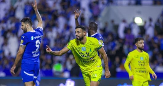 ملخص وأهداف الخليج ضد الهلال 3-2 فى الدورى السعودى