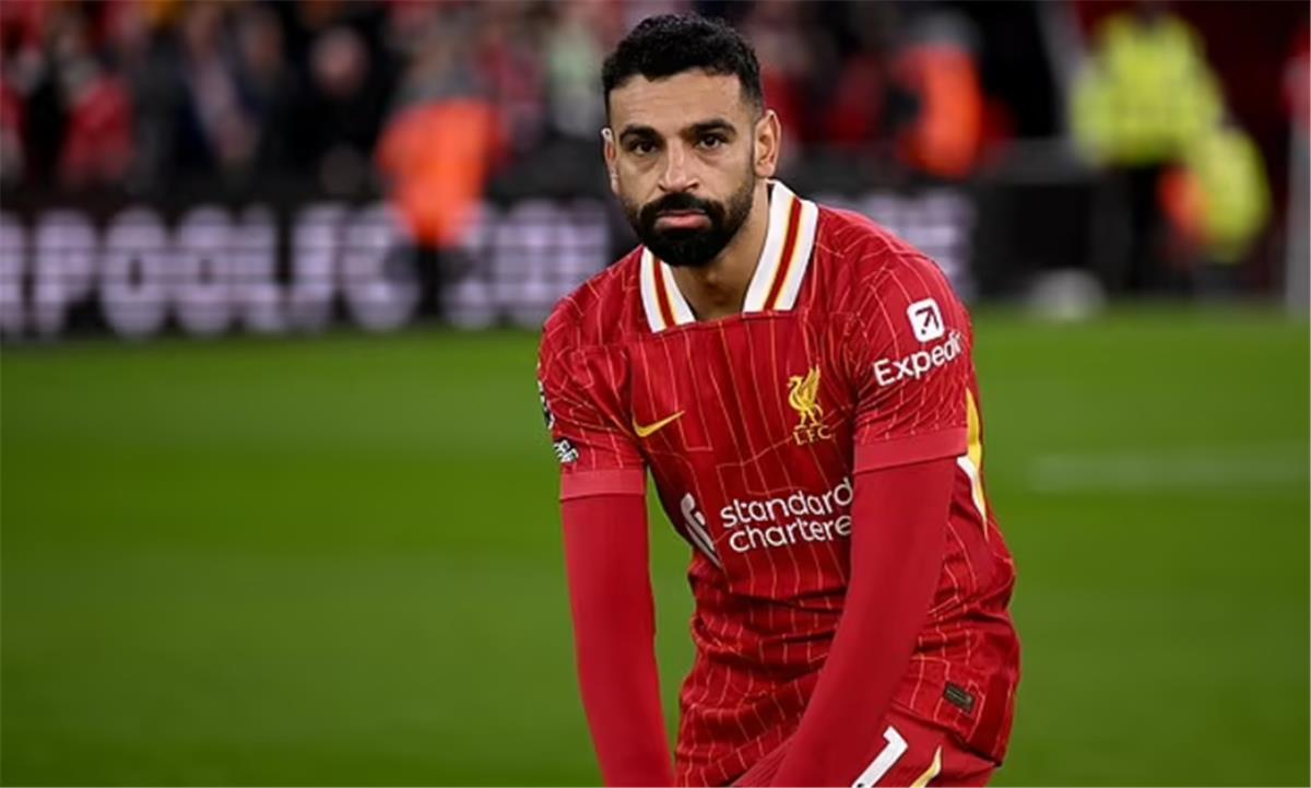 ليكيب: محمد صلاح في مفاوضات مع نادٍ ويفتح باب الرحيل عن ليفربول