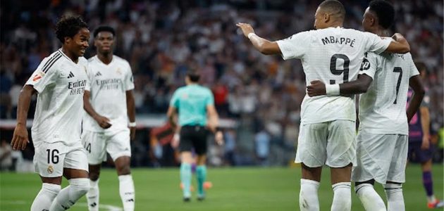 قائمة ريال مدريد لمباراة إشبيلية في الدوري الإسباني.. غياب نجم الفريق