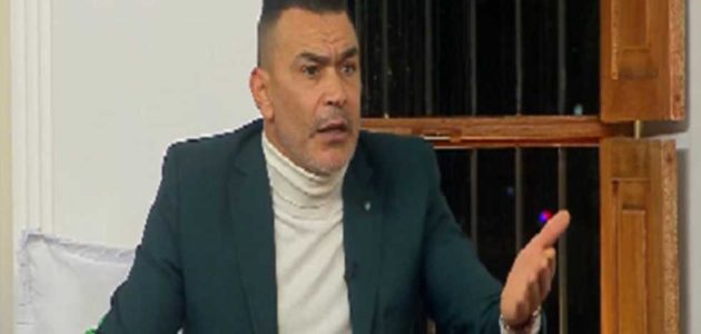 «تصريحاته مستفزة».. أحمد ناجي يفتح النار على عصام الحضري