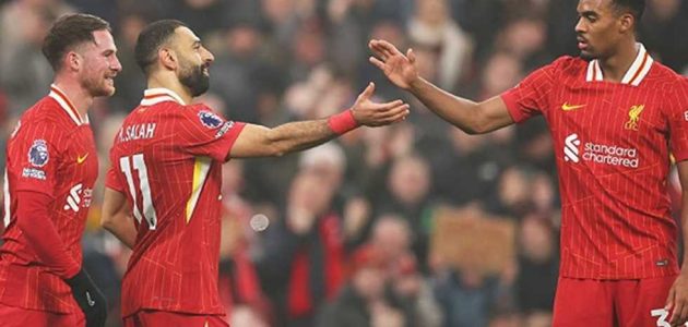 موزع هدايا.. ماذا فعل محمد صلاح في الـ«بوكسينج داي»؟